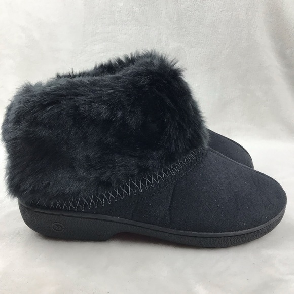 isotoner signature women's slippers